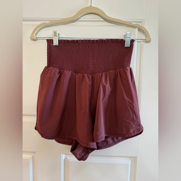 aerie Pants - Women's Burgundy High-Waisted Shorts